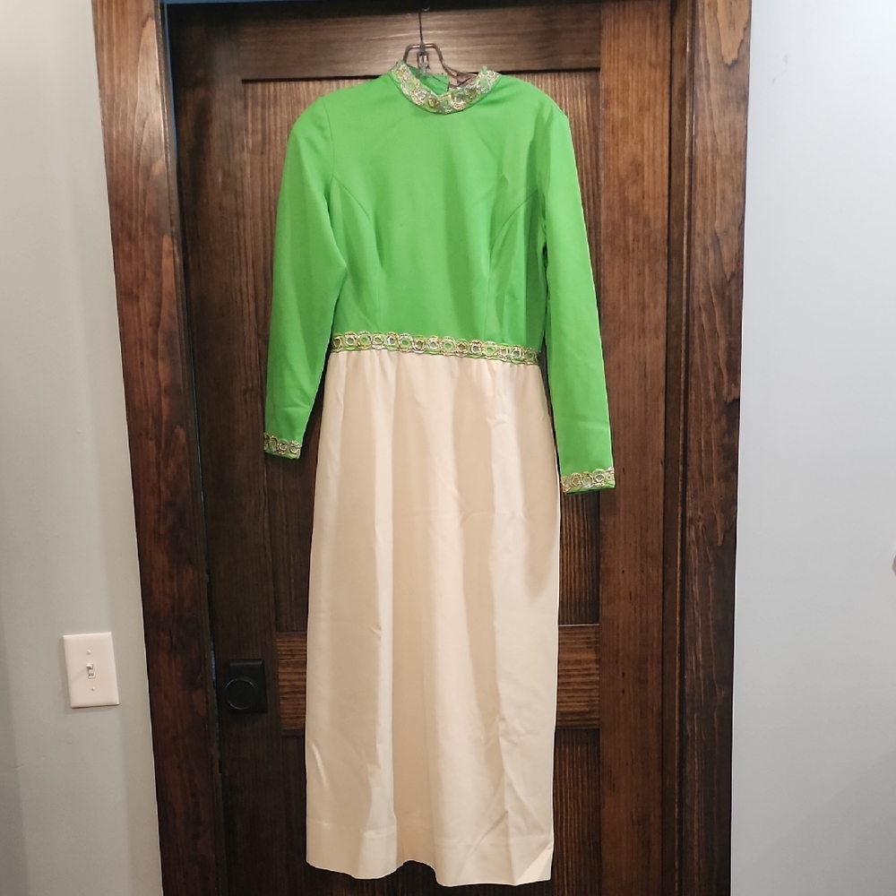 Vintage Green and Cream Long Sleeve Dress Est Size Med